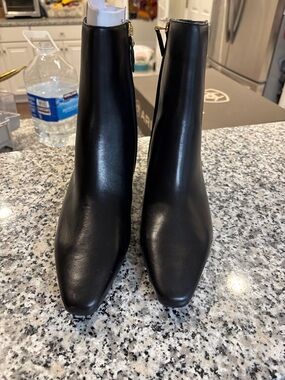 Women's Black Ankle Boots - Sleek Zip-Up Design